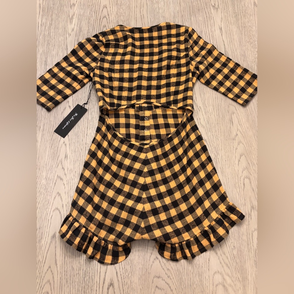 NWT For Love & Lemons Plaid Print V-Neck Open Back Romper Size M - Picture 2 of 12
